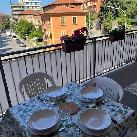Terrazza Elce - A Stone's Throw From The Center *