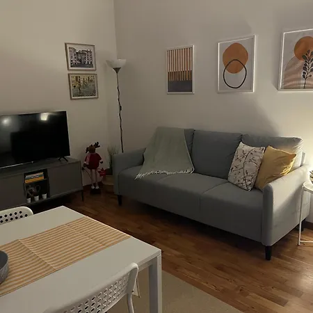 Casa Carina - La Tua Casa A Due Passi Dal Centro Di Appartement Perugia