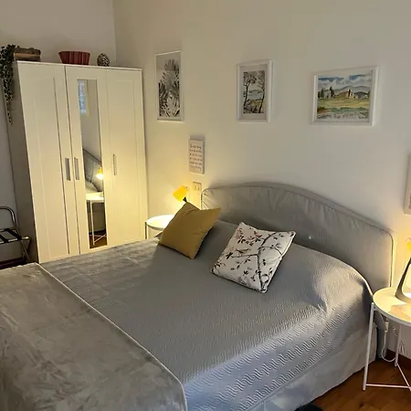 Casa Carina - La Tua Casa A Due Passi Dal Centro Di Appartamento